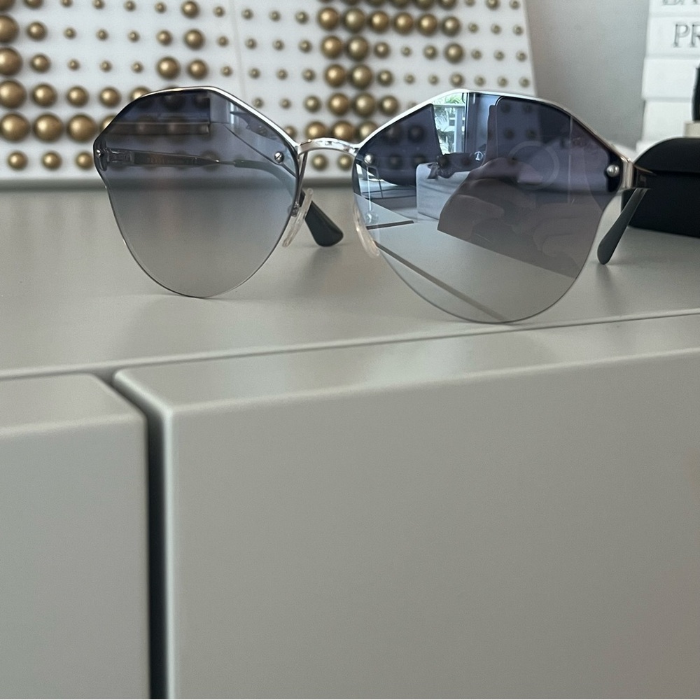Prada Sunglasses - Picture 5 of 9